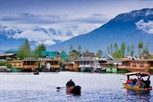 Kashmir Tour Package from Delhi